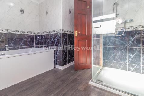 Bathroom image 2