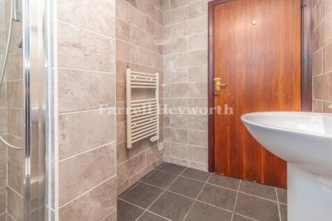 Shower Room image 2