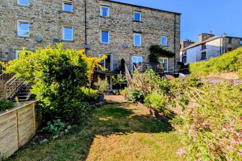 Rear Garden New 4