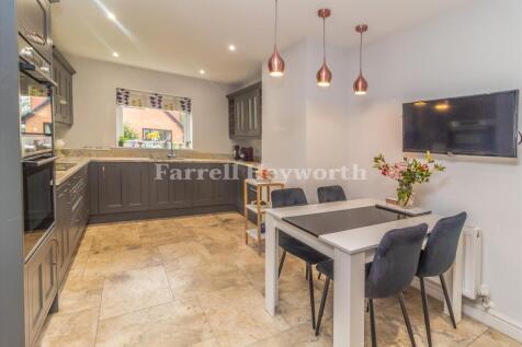 Kitchen image 5