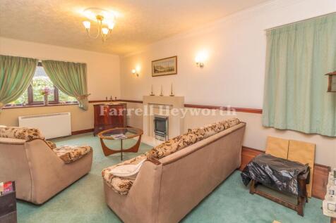 Lounge image 3