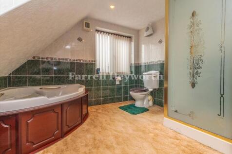 Bathroom image 2