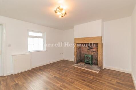 Lounge image 2