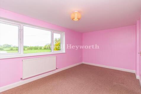 Rear Double Bedroom 