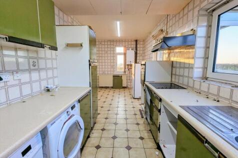 Kitchen 5