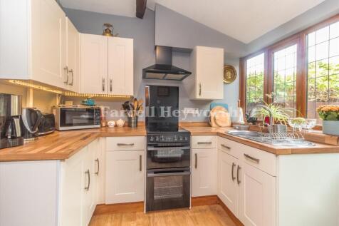 Kitchen image 2