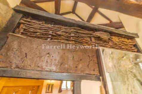 Wattle and daub feat