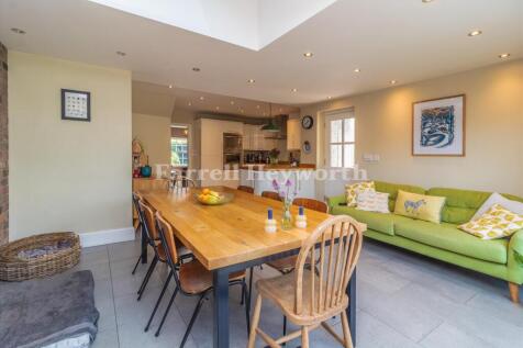 Dining Area image 3