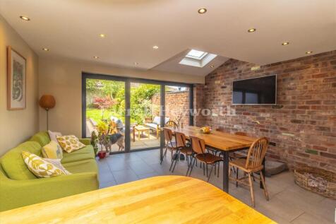 Dining Area image 2