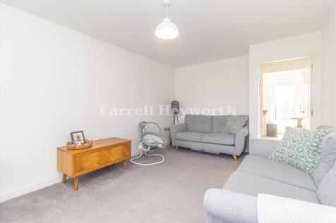 Lounge image 3