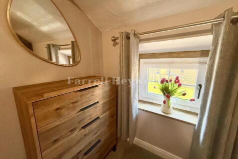 Bedroom feature