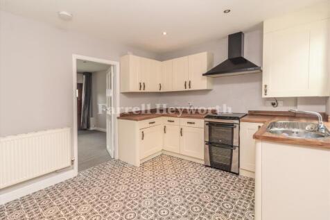 Kitchen image 4