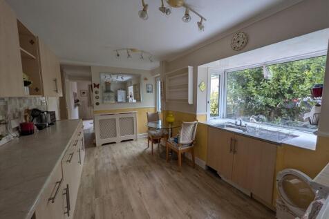 Kitchen 3