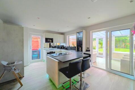Kitchen 4