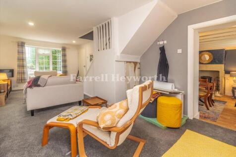 Lounge image 4