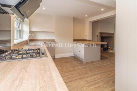 Kitchen image 5