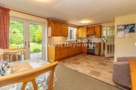 Kitchen Diner image 