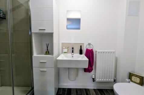 Bedroom One En Suite