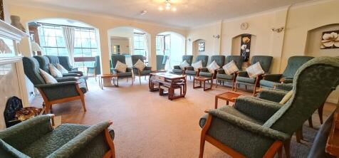 RESIDENTS LOUNGE