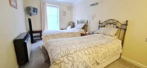 GUEST SUITE