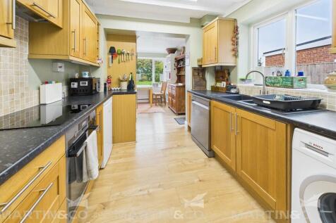 CAM02406G0-PR0522...