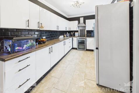 CAM02406G0-PR0529...