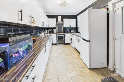 CAM02406G0-PR0529...