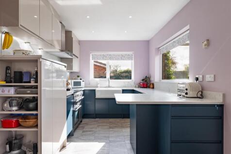 kitchen-1.jpg