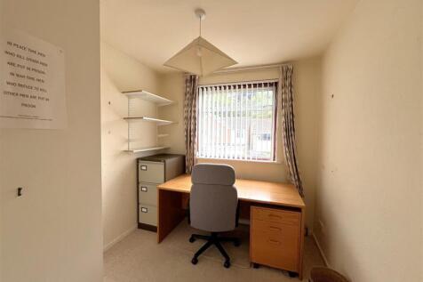 IMG_8780 new bedroom 3.JPG