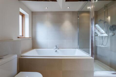 bathroom-3.jpg