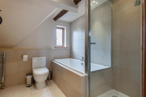 bathroom-2.jpg