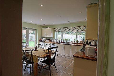 kitchen3.JPG