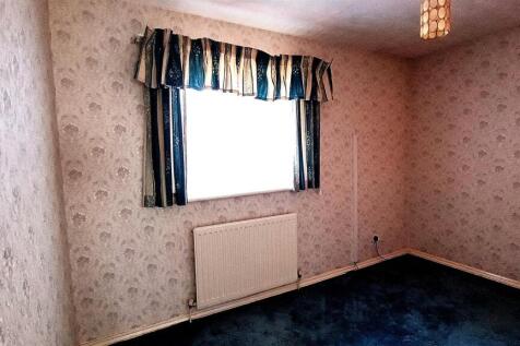 Bedroom 2.jpg
