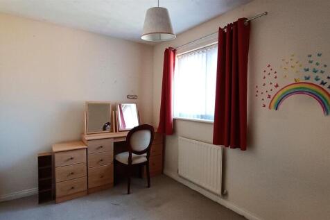 Bedroom 6.jpg