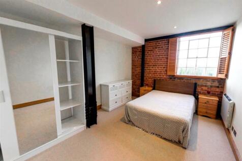 bed 1