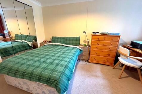 19 mead ct bedroom 1.jpg