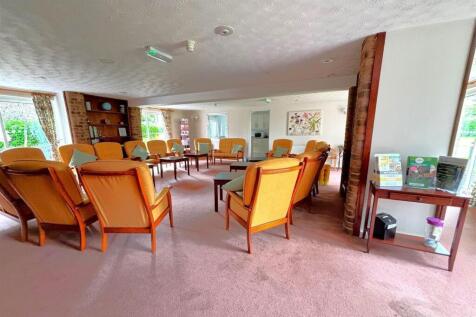 owners lounge