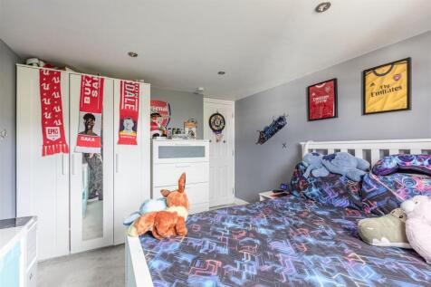 Bedroom 4 reverse