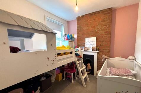 55 cpr bedroom 2 a.jpg