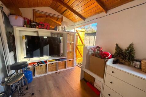 55 cpr outbuilding.jpg