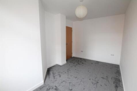 Bedroom&#43; (Main)
