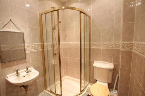 En Suite Shower Room