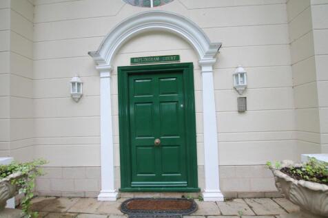 Entrance Door to bui