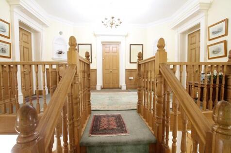 First floor staircas