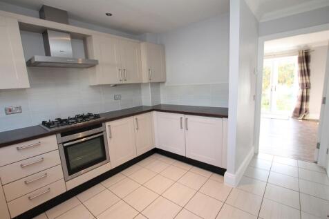 Lounge&#43;to&#43;kitchen