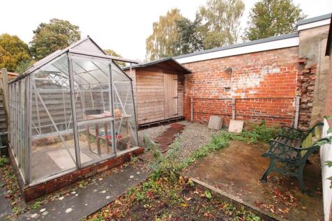 Greenhouse+and+Shed