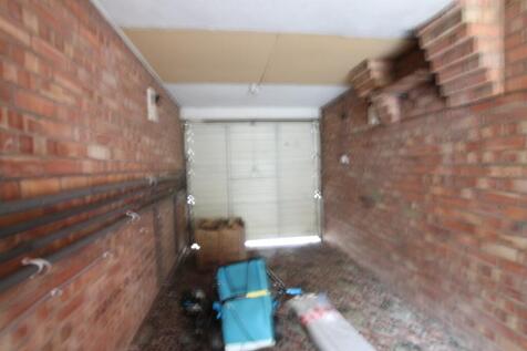 Internal&#43;of&#43;&#43;garage