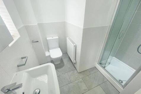 Bedroom One Ensuite