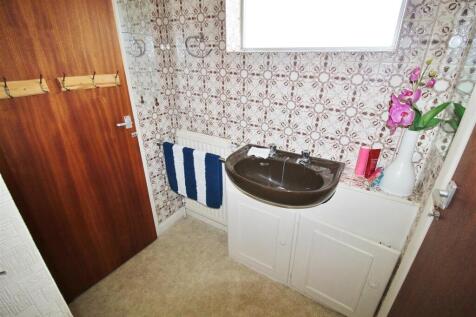 Shower Ensuite (2).JPG