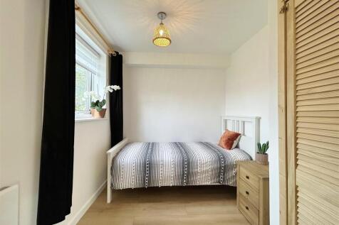 Bedroom.jpg